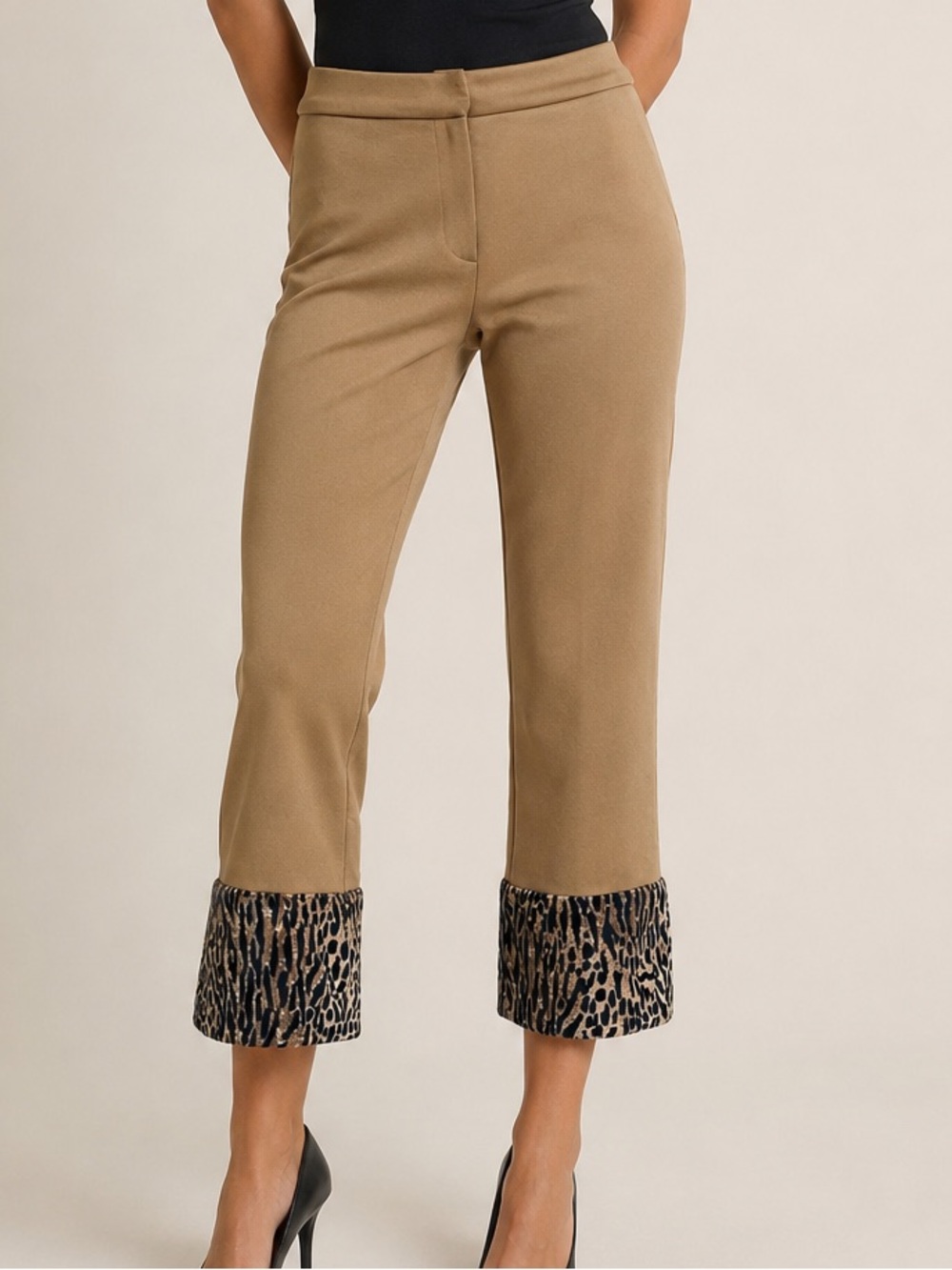 Y2K Vintage Morgan De Toi Cropped Capri Pants | Faux Fur Animal Print Cuff
